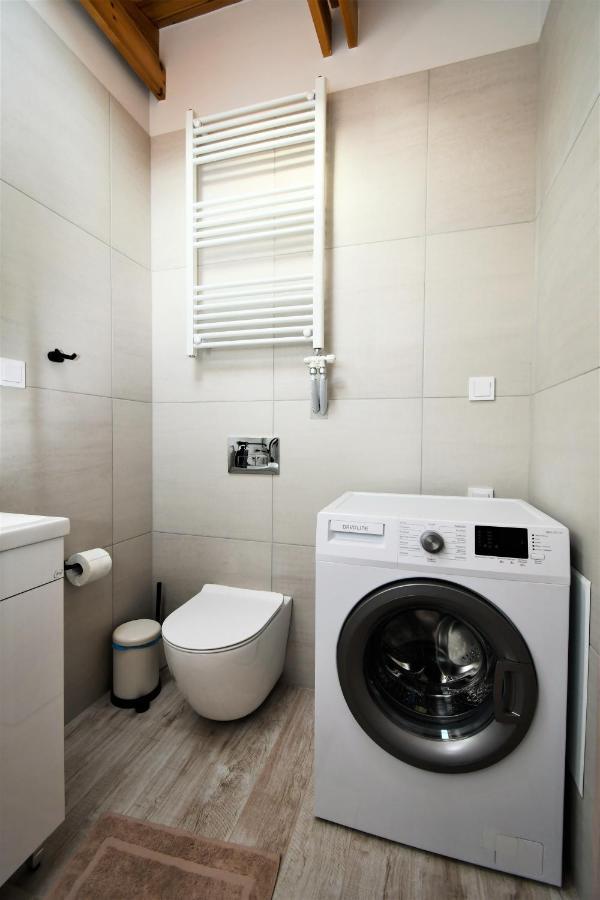 Comfy And Stylish Apt2 Yanya Dış mekan fotoğraf